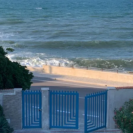 Διαμέρισμα Nontiscordardime Torre A Mare